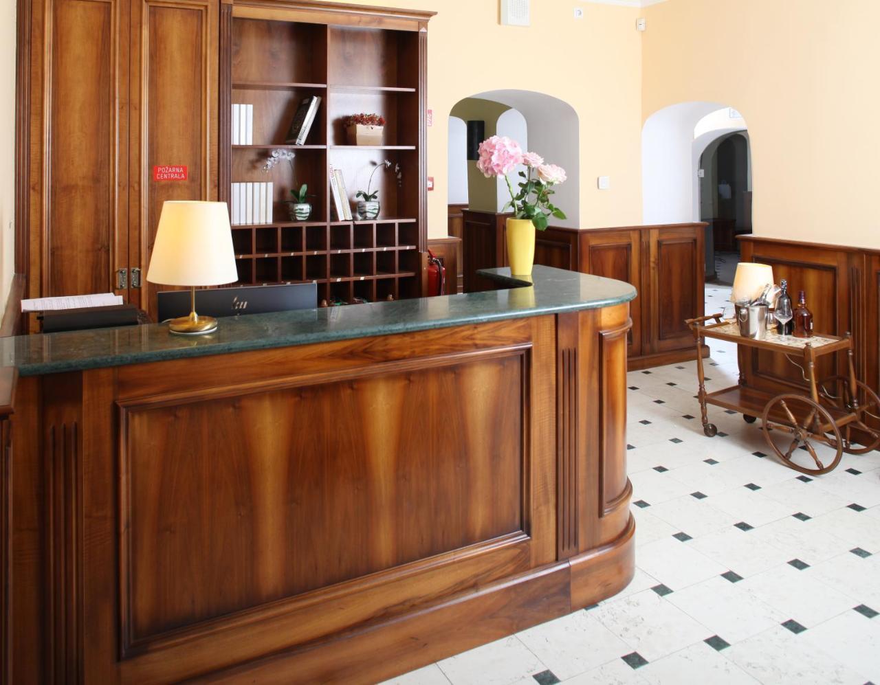 Hotel Md Kamnik Exteriör bild